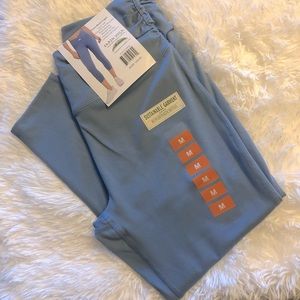 Earth Yoga Cross Waist Capris